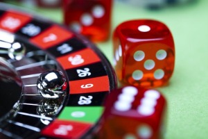 Antike Spiele wie Würfelspiele, Kartenspiele und Roulette sind die Vorreiter des heutigen Glücksspiel