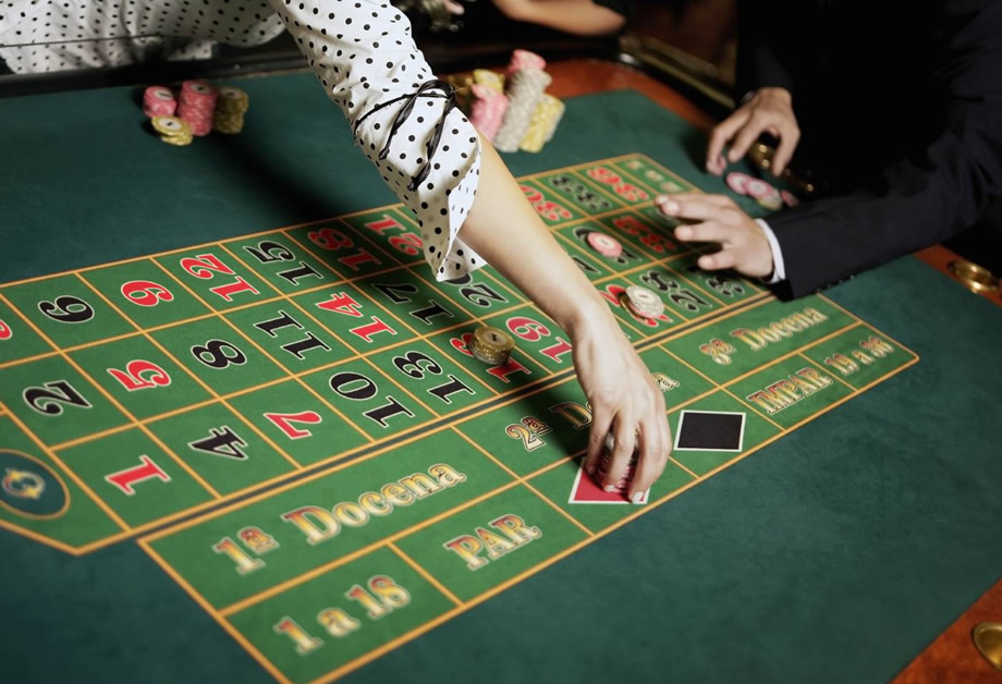 Klassiker vs. Online – die zwei Welten des Glücksspiels