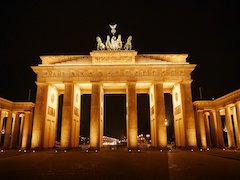 Das Brandenburger Tor und die Spielbank Berlin